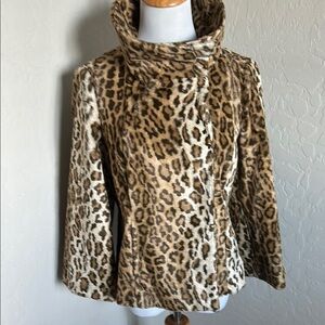 Animal Print cape 
Women's
